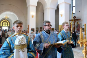 Божественная литургия в Свято-Алексиевском женском монастыре г. Саратова