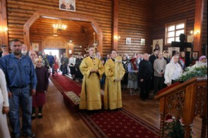 Божественная литургия в храме в честь Сретения Господня г. Саратова