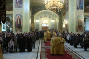 Божественная литургия в храме в честь Покрова Пресвятой Богородицы г. Саратова