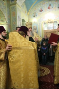 Великая Рождественская вечерня в храме в честь Покрова Пресвятой Богородицы г. Саратова