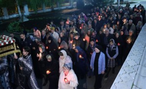 Митрополит Лонгин совершил утреню с Чином погребения