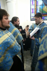 Всенощное бдение на Архиерейском подворье – храме в честь иконы Божией Матери «Утоли моя печали» г.Саратова