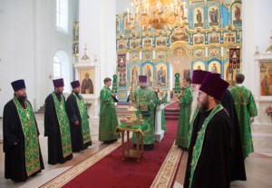 Всенощное бдение в Свято-Сергиевском женском монастыре с. Алексеевка Базарно-Карабулакского района