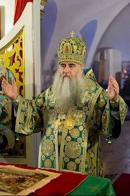Божественная литургия в Спасо-Преображенском мужском монастыре г. Саратова