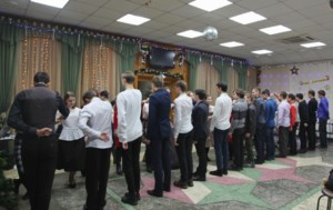 В Саратове прошла молодежная рождественская вечерка