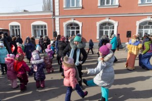 На территории Покровского храма г. Саратова прошел зимний праздник