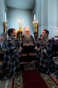 Великое повечерие с чтением канона преподобного Андрея Критского в храме великомученика Георгия Победоносца г. Саратова