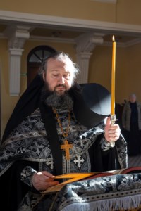 Литургия Преждеосвященных Даров на Архиерейском подворье — в храме святого апостола и евангелиста Иоанна Богослова