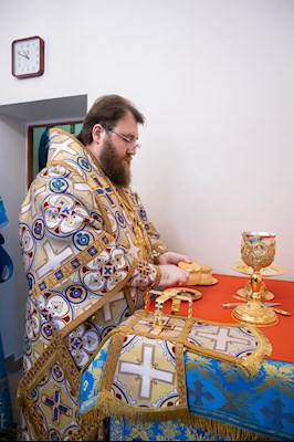 Митрополит Игнатий совершил Божественную литургию в храме в честь иконы Божией Матери «Скоропослушница» г. Шиханы Вольского района
