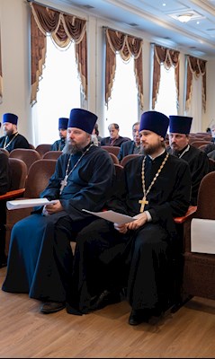 Митрополит Игнатий возглавил заседание Общего собрания СПДС