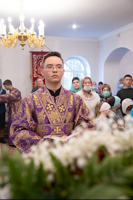 Митрополит Игнатий совершил всенощное бдение в храме в честь иконы Божией Матери «Скоропослушница» г. Шиханы Вольского района