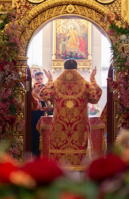 Божественная литургия в храме великомученика Георгия Победоносца г. Саратова