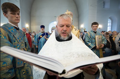 Митрополит Игнатий совершил Божественную литургию в Покровском храме г. Петровска