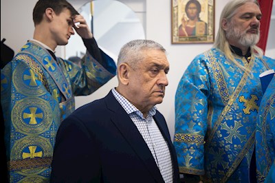 Митрополит Игнатий совершил Великое освящение храма в честь иконы Божией Матери «Спорительница хлебов» с. Кувыка и первую Божественную литургию в новоосвященном храме