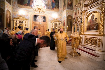 Митрополит Игнатий совершил всенощное бдение в Покровском соборе г. Саратова
