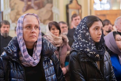 Митрополит Игнатий совершил Божественную литургию в Покровском соборе г. Саратова
