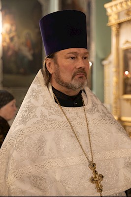Митрополит Игнатий совершил всенощное бдение в Духосошественском соборе г. Саратова