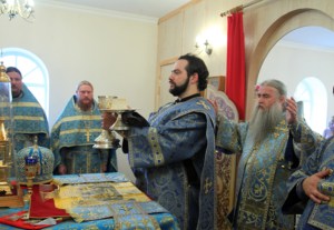 Божественная литургия в храме в честь иконы Божией Матери «Скоропослушница» гор.Шиханы Вольского района