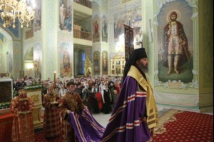 В Саратов принесена чудотворная Феодоровская икона Божией Матери