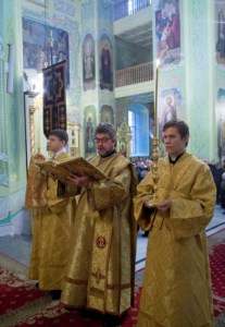 Божественная литургия в храме в честь Покрова Пресвятой Богородицы г. Саратова