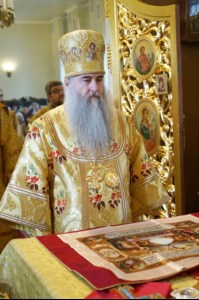 Божественная литургия на Архиерейском подворье — храме во имя преподобного Серафима Саровского г. Саратова