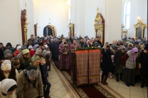 Божественная литургия в храме во имя святого великомученика Георгия Победоносца г.Саратова