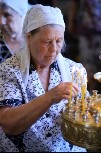 Божественная литургия и панихида на Архиерейском подворье – храме во имя преподобного Серафима Саровского г.Саратова