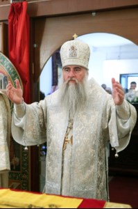 Божественная литургия в храме во имя святителя Тихона, епископа Воронежского, Задонского чудотворца г. Саратова