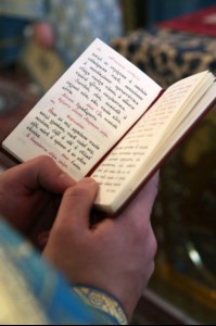 Божественная литургия на Архиерейском подворье – храме в честь иконы Божией Матери «Утоли моя печали» г.Саратова