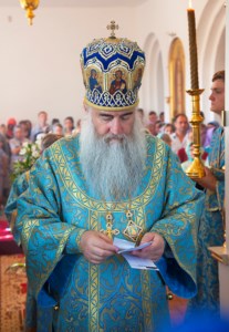 Божественная литургия в храме в честь Успения Пресвятой Богородицы п. Возрождение Хвалынского района