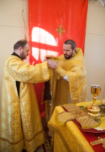 Совершена первая Литургия в новом храме на Увекском кладбище г.Саратова