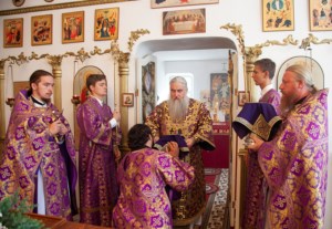 Божественная литургия на Подворье Свято-Никольского мужского монастыря г.Саратова с.Елшанка Воскресенского района