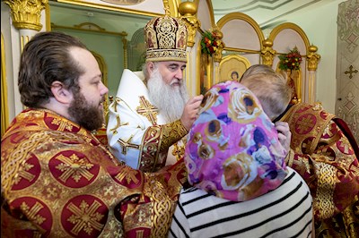 Божественная литургия в храме во имя великомученика и целителя Пантелеимона г. Саратова