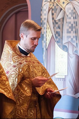 Божественная литургия в Свято-Троицком кафедральном соборе г. Саратова