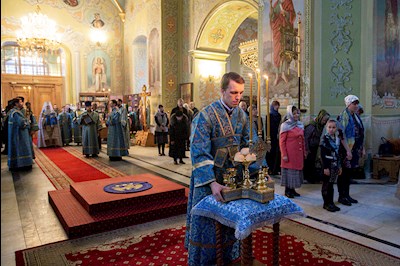 Всенощное бдение в храме Покрова Пресвятой Богородицы г. Саратова