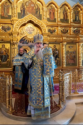 Утреня с чтением акафиста в Свято-Троицком кафедральном соборе г. Саратова