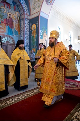 Митрополит Игнатий совершил всенощное бдение в Свято-Никольском мужском монастыре г. Саратова