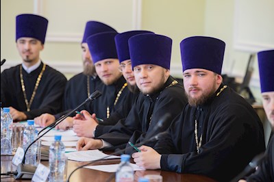 Митрополит Игнатий возглавил общее собрание благочинных Саратовской епархии и Административного секретариата