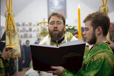 Митрополит Игнатий совершил Великое освящение храма преподобного Серафима Саровского р.п. Татищево и первую Божественную литургию в новоосвященном храме