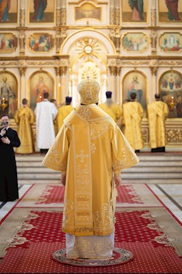 Митрополит Игнатий совершил Божественную литургию в Покровском соборе г. Саратова