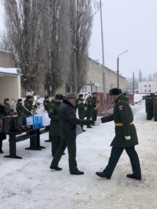 Священник принял участие в торжественном митинге