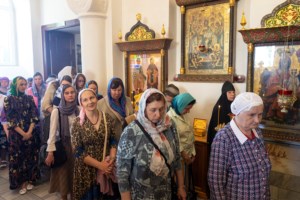 Всенощное бдение на Архиерейском подворье — храме в честь иконы Божией Матери «Утоли моя печали» г. Саратова