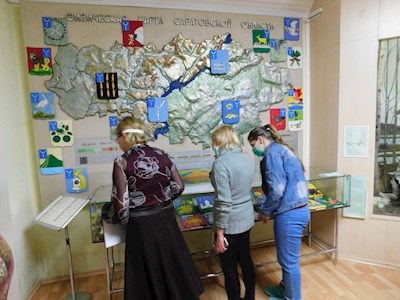 В краеведческом музее открылась выставка тактильных гербов