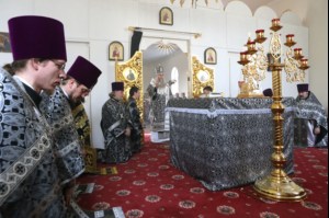 Литургия Преждеосвященных Даров в храме в честь Казанской иконы Божией Матери р.п.Татищево