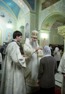 Всенощное бдение в храме в честь Покрова Пресвятой Богородицы Саратова