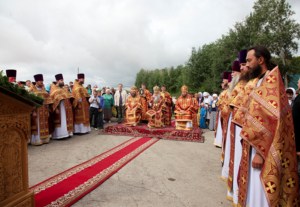 Божественная литургия в Вавиловом Доле