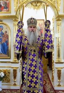 Божественная литургия в храме во имя святителей Василия Великого, Григория Богослова, Иоанна Златоуста г. Саратова