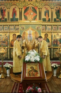 Божественная литургия в храме в честь Сретения Господня г. Саратова