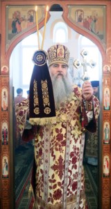 Божественная литургия в храме в честь Воздвижения Честнаго и Животворящего Креста Господня на территории Вольского военного института материального обеспечения