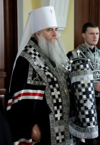Утреннее богослужение на Архиерейском подворье — храме во имя святого апостола и евангелиста Иоанна Богослова при СПДС